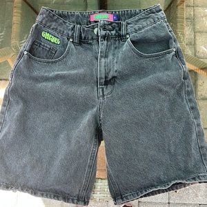 Tori Loose Fit Black Wash Denim Skate Shorts from Empyre